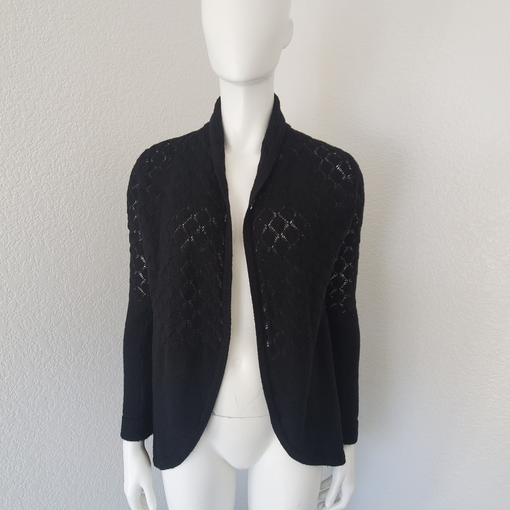 Candie's black